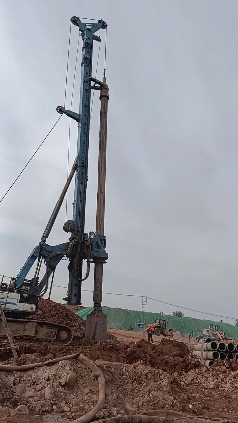 桩基施工中建筑机械租赁的重要性与润峰建筑工程机械租赁的服务优势